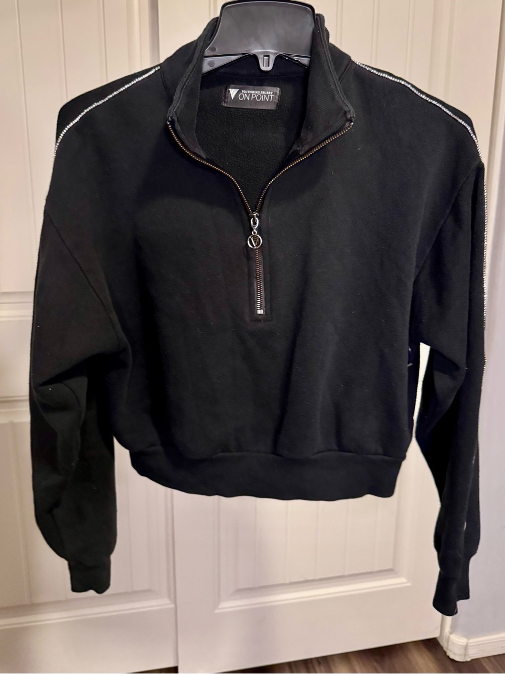 Victoria’s Secret On Point Black Zip Up Jacket Rhinestone Embellished Sleeves M